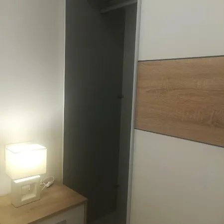 Sandy Garden Apartment
